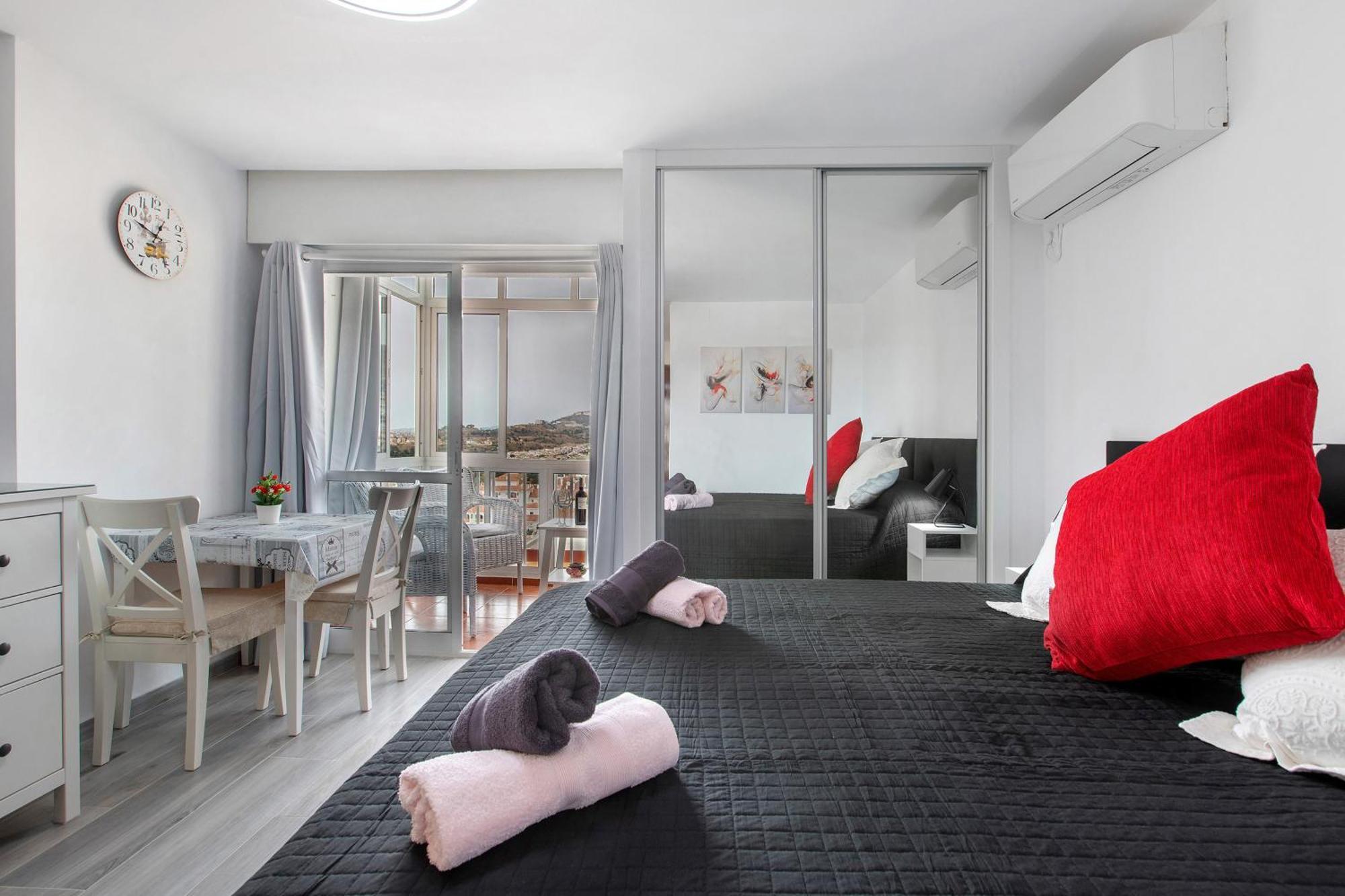 Apartamento Agata 2024 Benalmádena Eksteriør billede